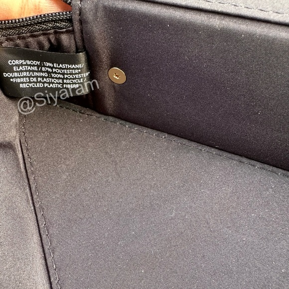 Prada crossbody/ cosmetic bag - Picture 9 of 10